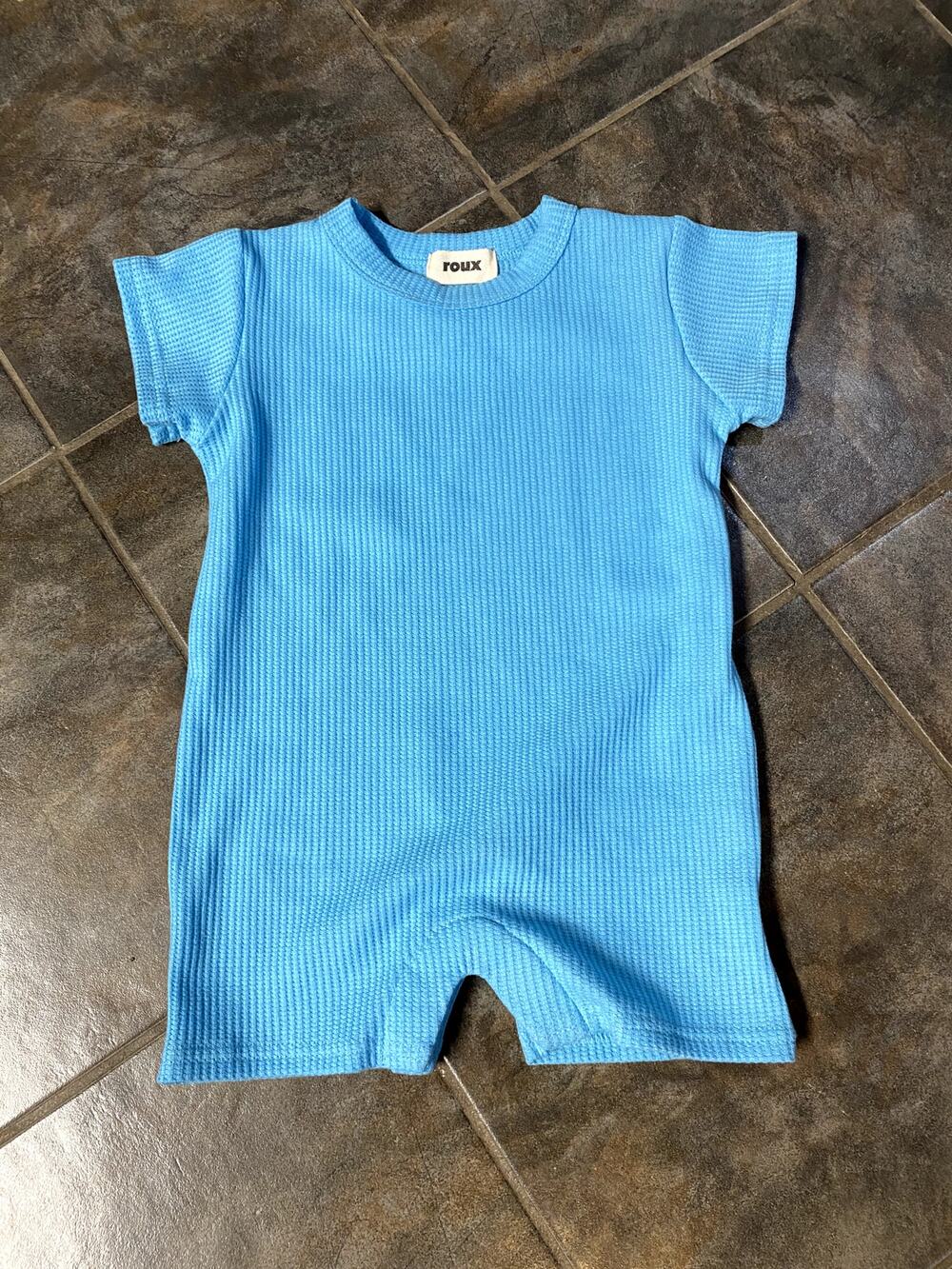 BOYS SPRING/SUMMER RIBBED BLUE ROMPER SIZE 12-18M